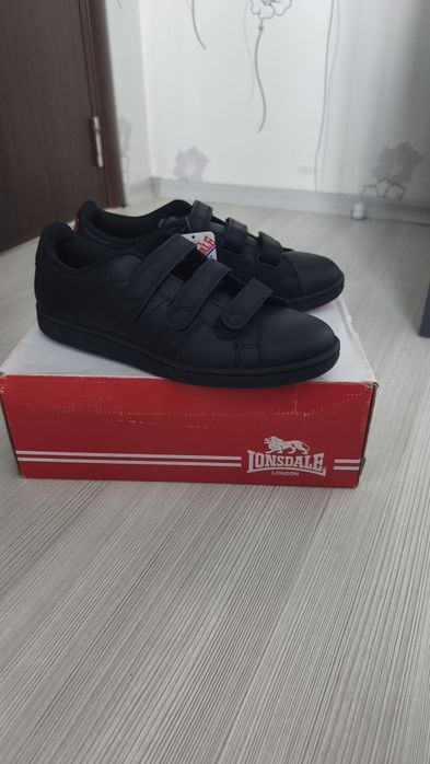 Нови мъжки маратонки Lonsdale