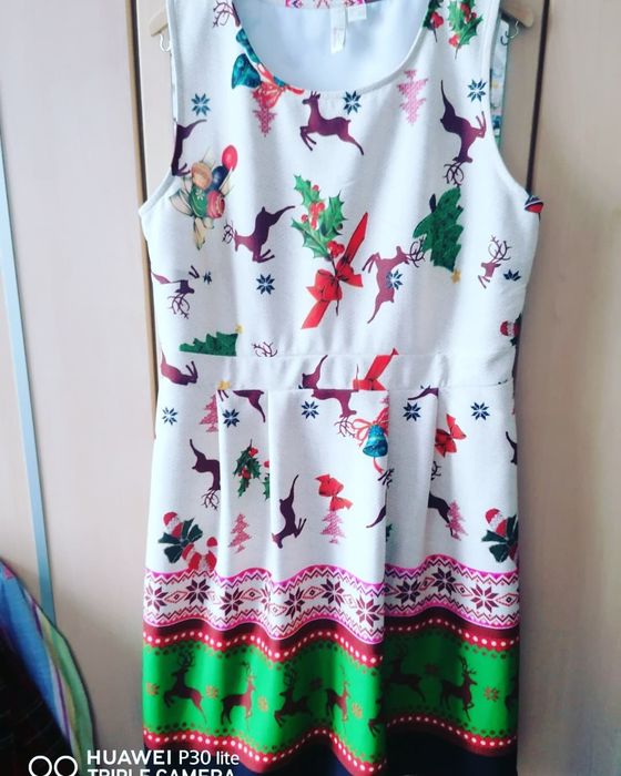 Rochie mar 44 46 cu motive de crăciun