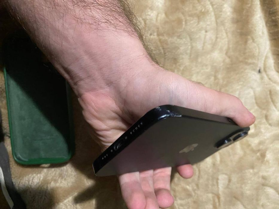 Iphone 15 черный матовый