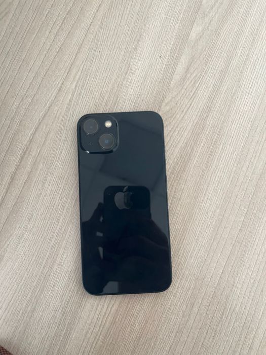 Продам айфон 13 128гб 77акб+ эпл воч 3 83акб