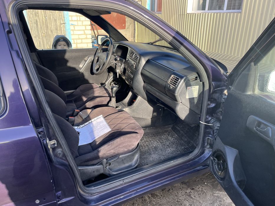 Продам гольф 3  инжектор обьем 2.0