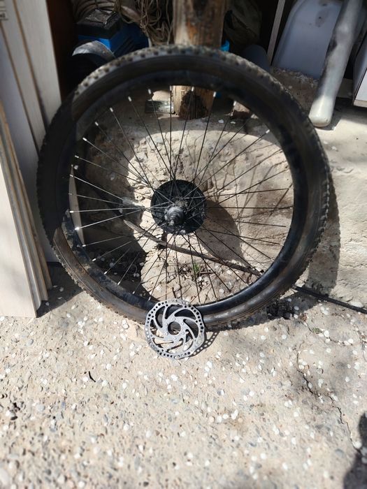 25.000 больше нисколько