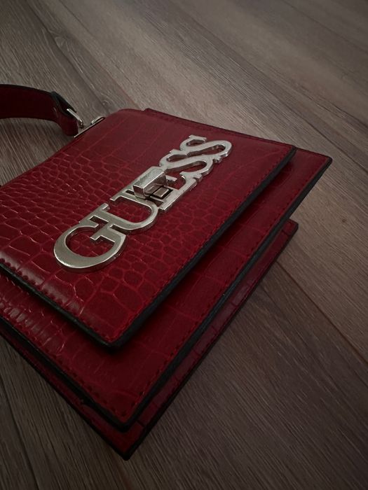 Червен Чанта Guess