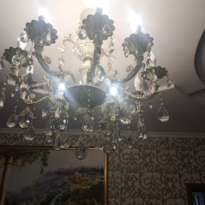 Люстра , цвет слоновая кость