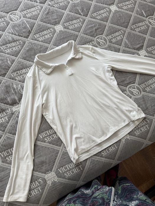 Продам кофточку белую лонг