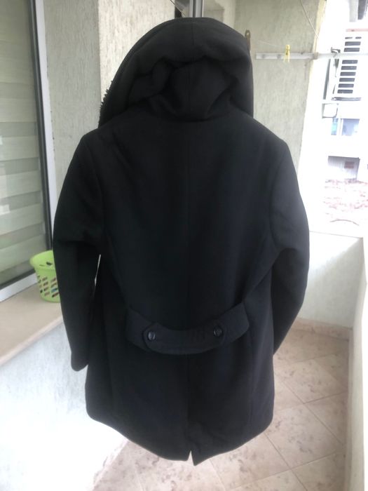 Мъжко палто с качулка