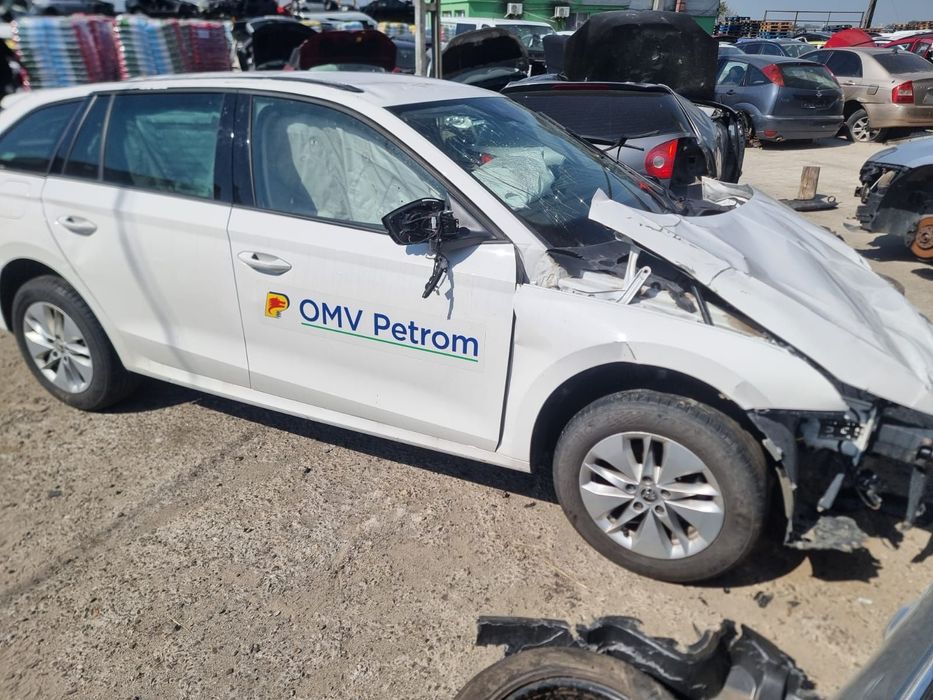 Modul pompa combustibil 5q0906121t Skoda Octavia 4 [2019 - 2024] 2.0