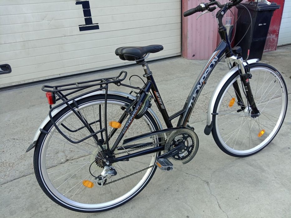 Vând bicicleta Thompson din aluminiu pentru damă