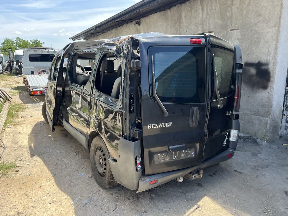 Desfac dezmembrez piese motor 1.9 2.0 2.5 opel vivaro renault trafic nissan primastar