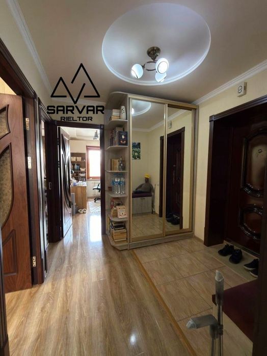 Продам  квартиру на Максима Горького бий