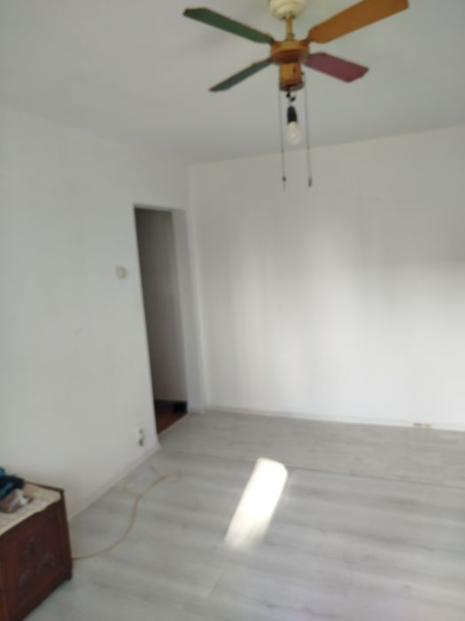 Vând apartament 2camere vest