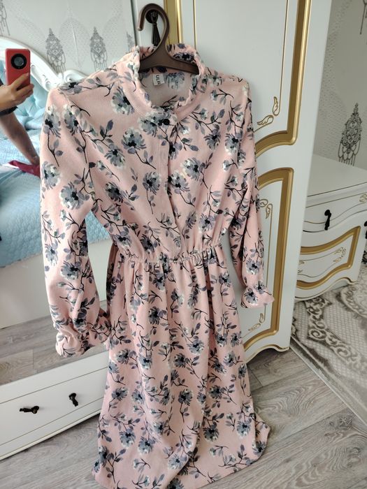 Продам новые платья, рубашки