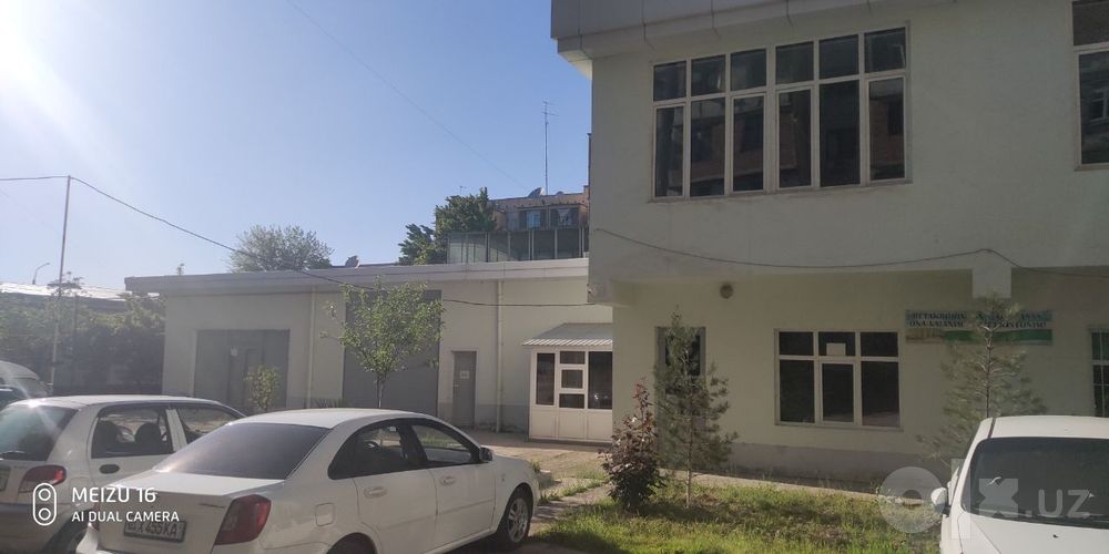 Сергели 8 Аренда нежилое. 60кв. 2 комната.