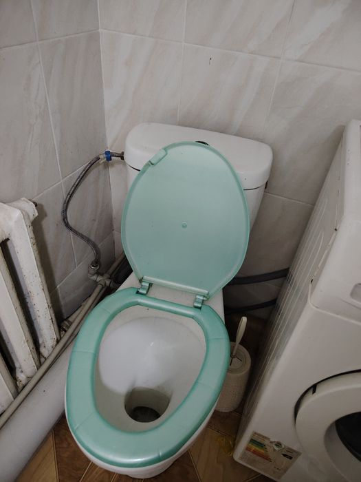 Продам унитаз бу, самовывоз