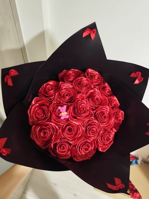 Buchere trandafiri satin,reducere 15% de Valentine’s day