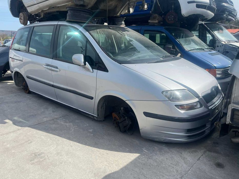 Fiat Ulysse /Фиат Улисе Улайс 2.0хди 2003г/. на части