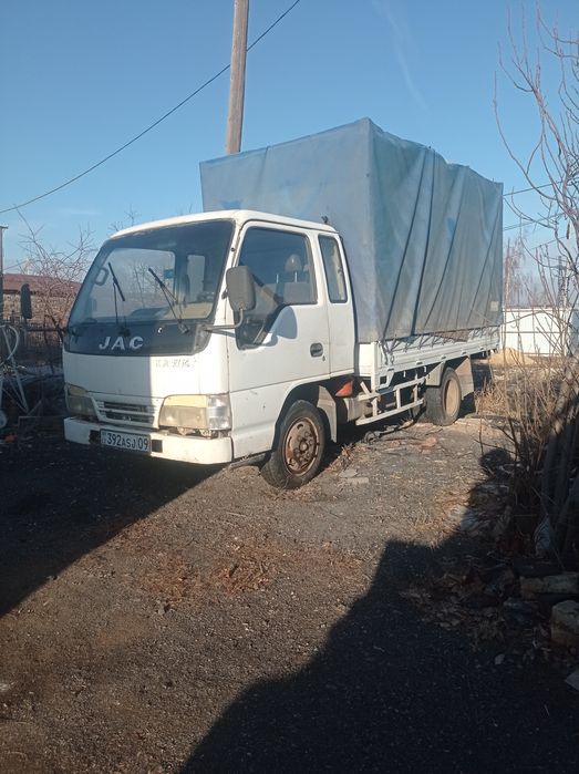 Продам грузовой JAC