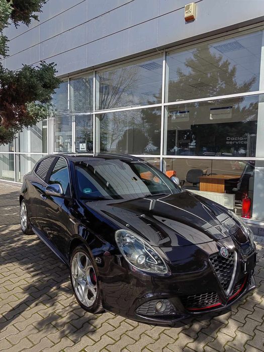 Alfa Romeo Giulietta 2010 benzină, 4.999 € — imagine 16