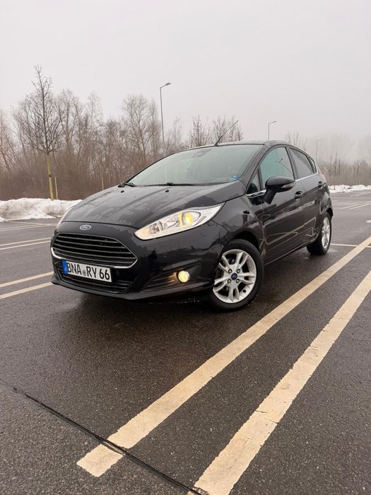 Vând Ford fiesta ecobust full option