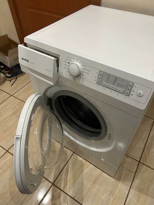 Продавам пералня Gorenje W8424