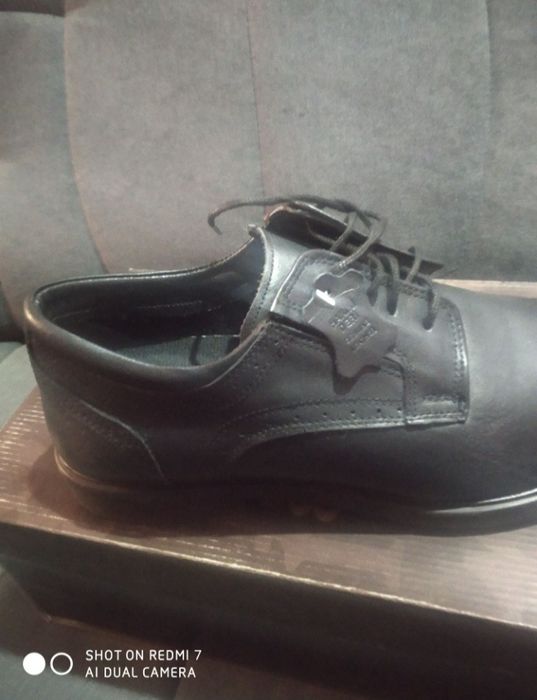 Фирменные туфли утеплёные из натуральной кожи 44р производства Турции