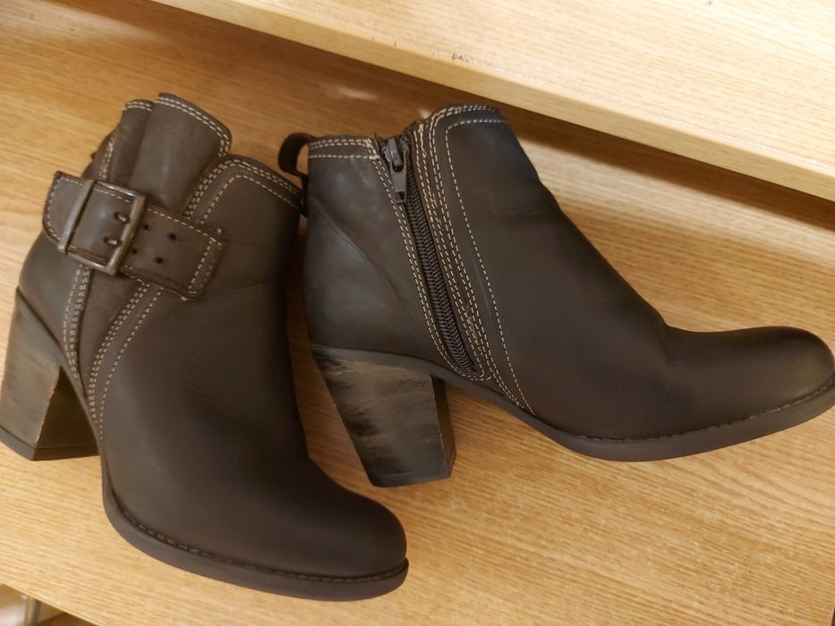 Ghete Gatta piele naturală