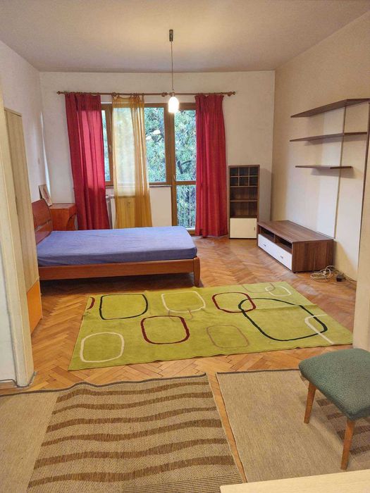 Дава се под наем Двустаен апартамент в София, Център - 60 кв.м за 458.49 € - Снимка #1