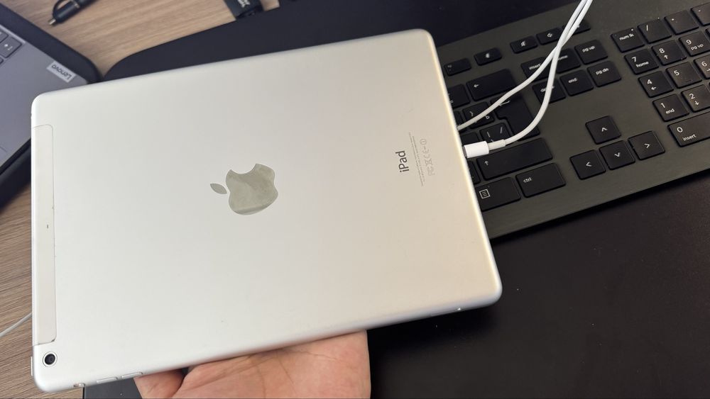 Apple iPad Air 1 wifi+cellular