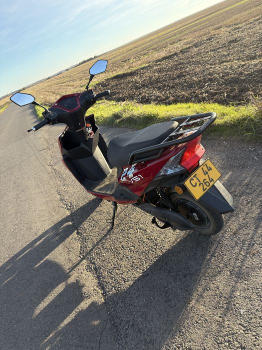 Scuter volta vs1 2025 in stare foarte buna