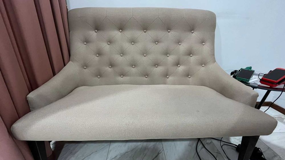 Продам диванчик в хорошем состоянии