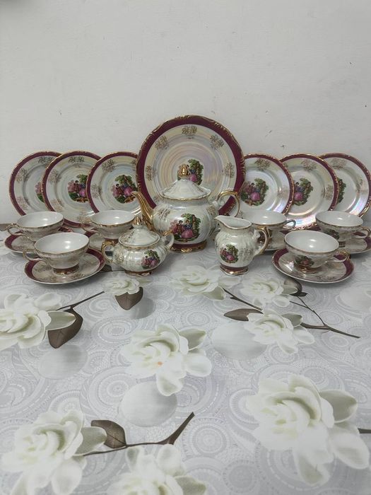 Чайный сервис мадонна