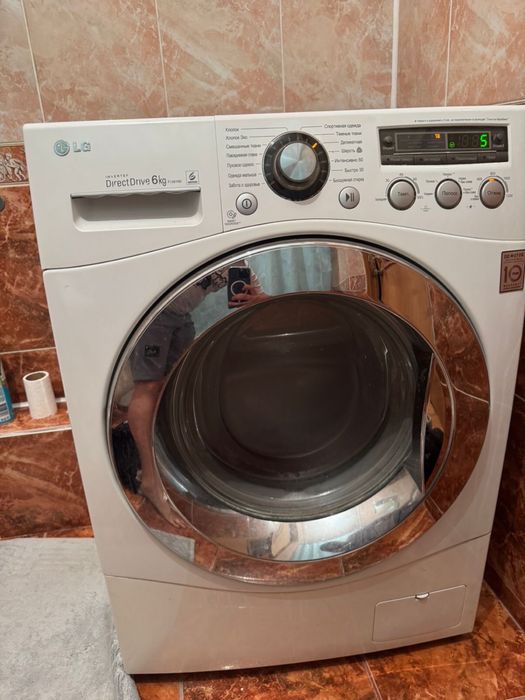 Продам стиральную машинку