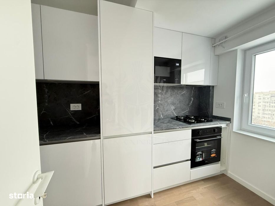 Garsoniera // Bucegi 12 // Central