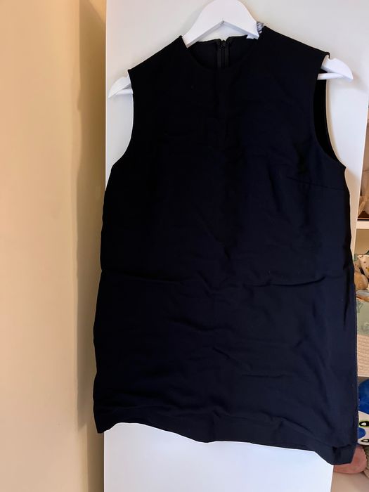 Черна рокля Зара