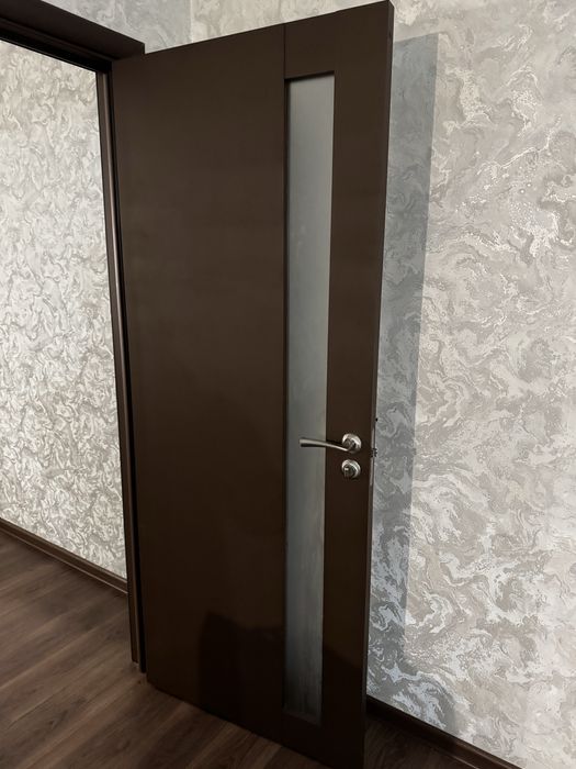 Двери(деревянные)