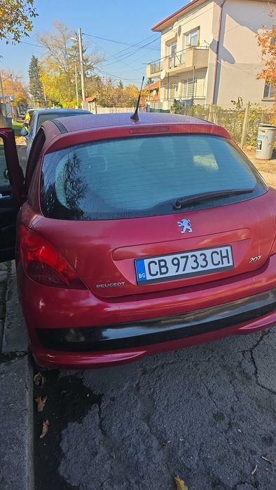 Продавам  Peugeot 207