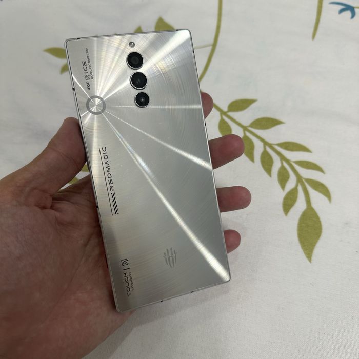 RedMagic 8S Pro 16+12/512Gb