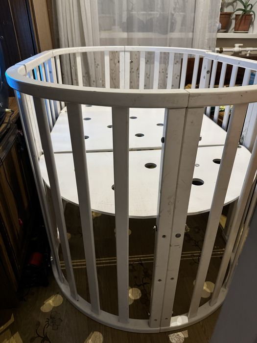 Кроватка почти новая