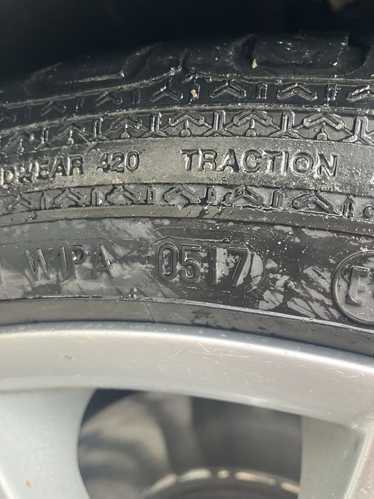 2 бр. Летни гуми Barum- 225/40/18