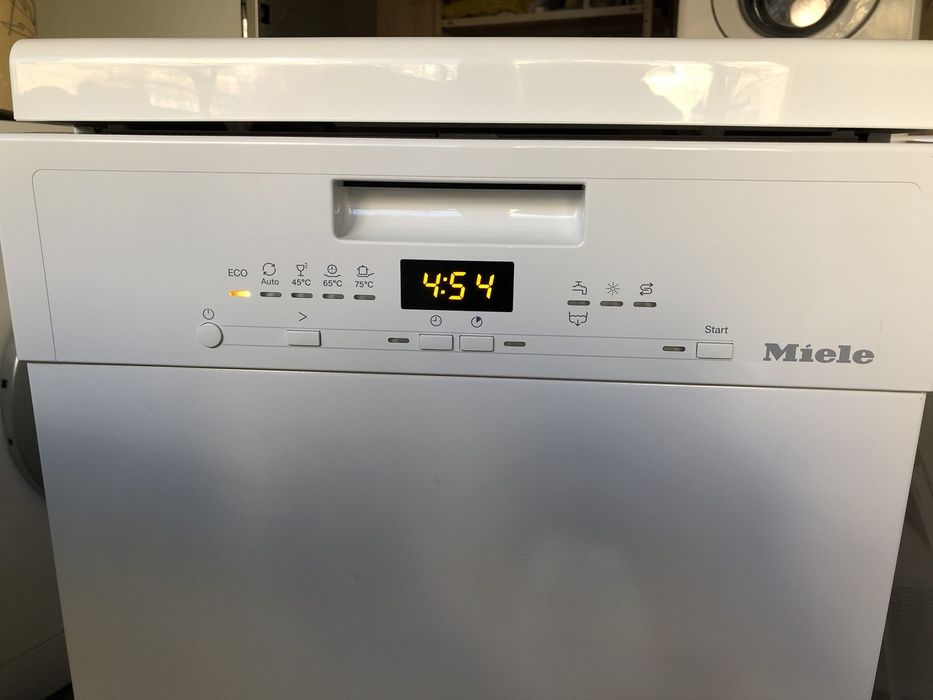 Bosch  Hbg 676 eb6/35 Фурна  за вграждане  ./ Miele 45 сме цен. 470 Ev