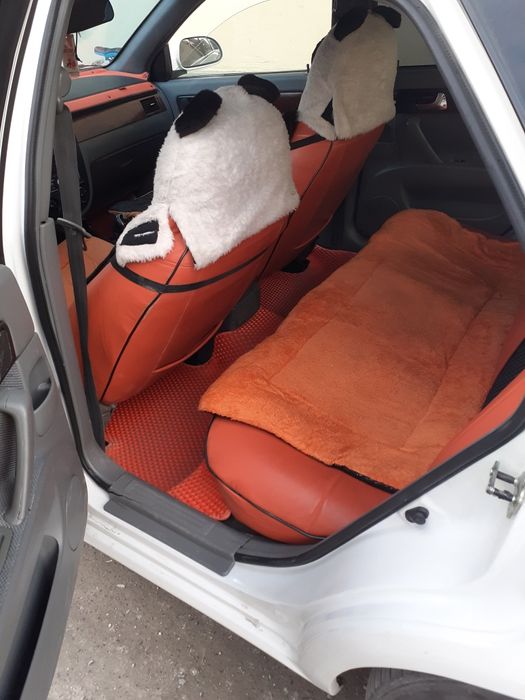 Laseti 2013  probeg 344 ming yoqilg'i turi benzin gaz kraska 30 40 foi