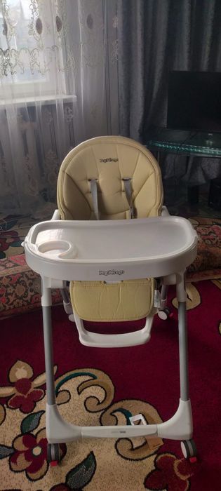 Продам стульчик для кормления ребенка