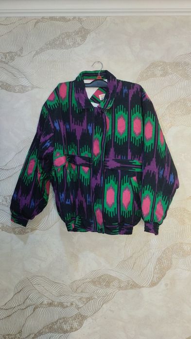 Бомбер куртка новая