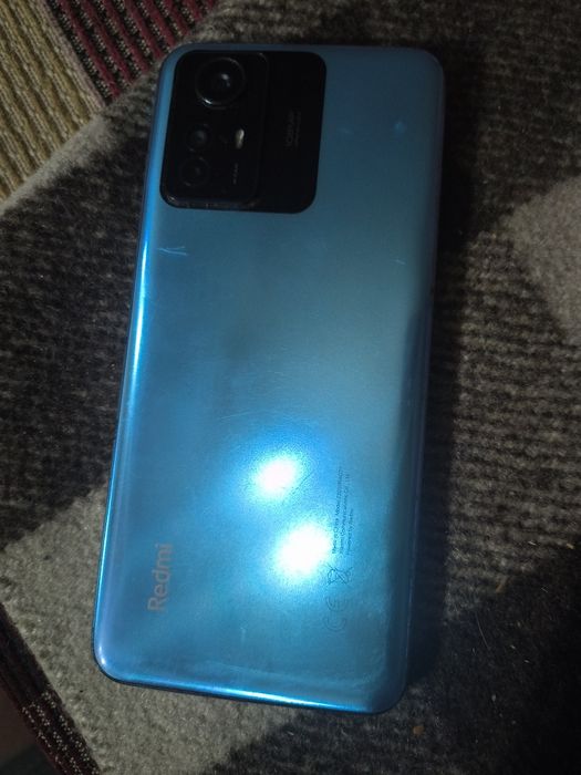 Vând Redmi Note 12S.