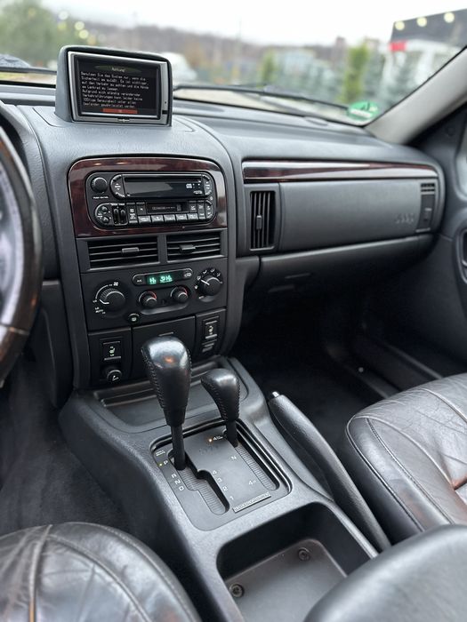 Jeep WJ sau WG de vanzare