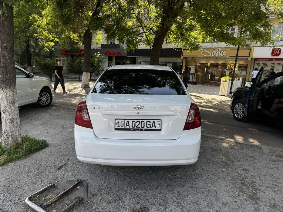Chevrolet Lacetti / Gentra 2013