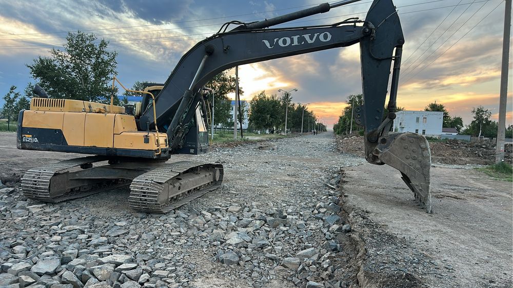 Аренда Екс Гусеничный