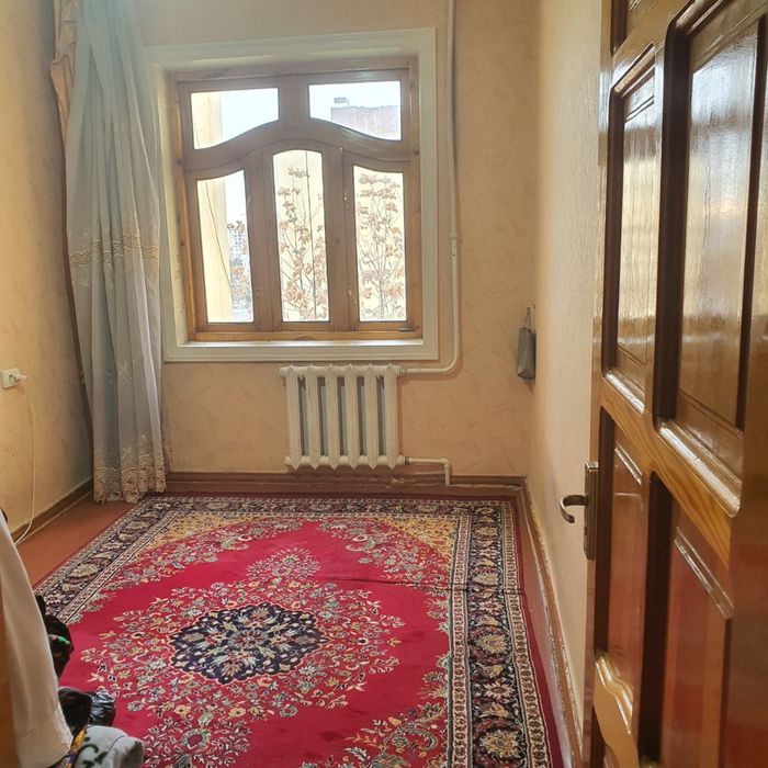 Продается квартира 2/4/5 на Юнусабаде 17