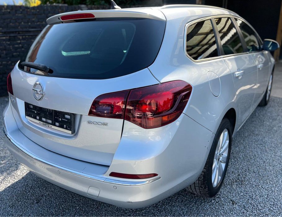 Opel Astra J Sports Tourer 110cp, 1,6cdti