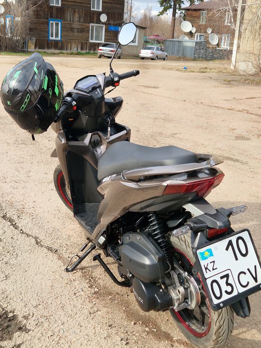 Продам скутер Sonlik t7